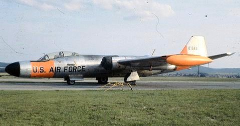 B-57B ATRAN 52-1562