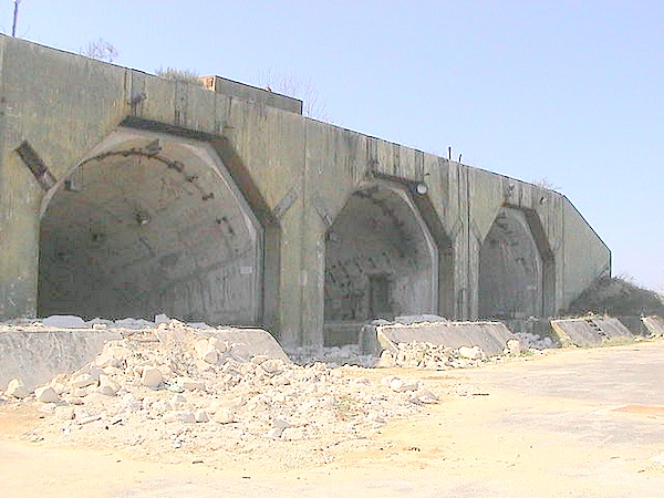 Site 8, Idenheim, April 2005