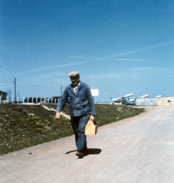 A German Carpenter heads home